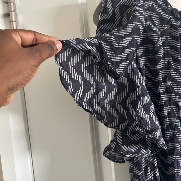 A Piece Apart 100% Silk Knee Length Size 10 Ruffle Sleeve Self Tie Dre… - Picture 4 of 11